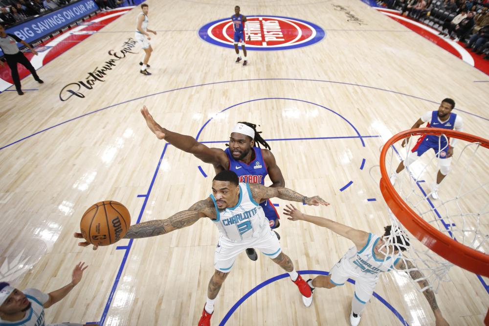 1月以租借 1月以租借