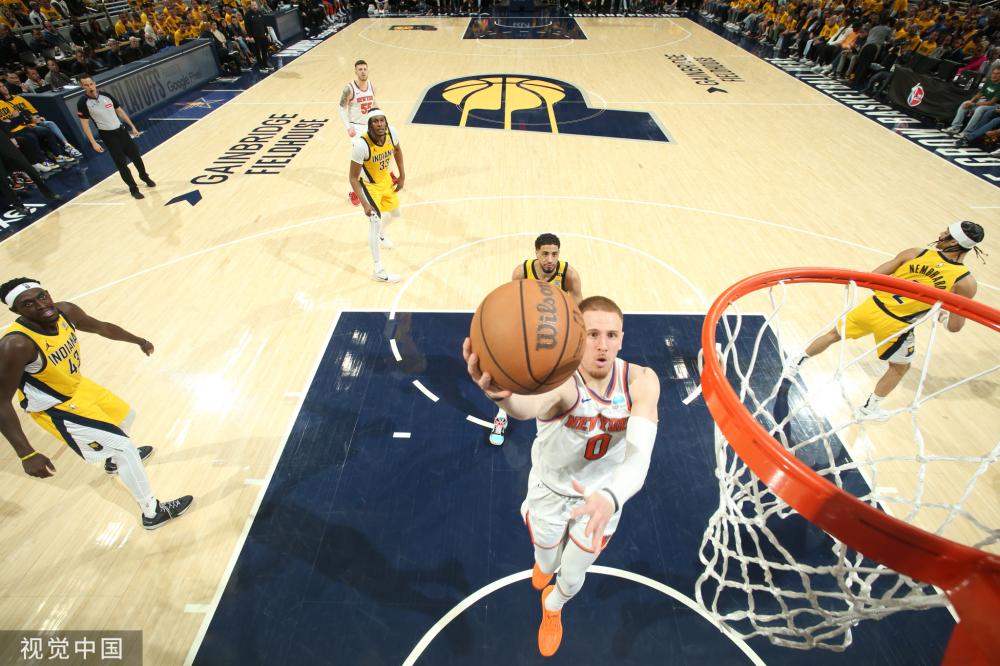 场上场下散 场上场下散