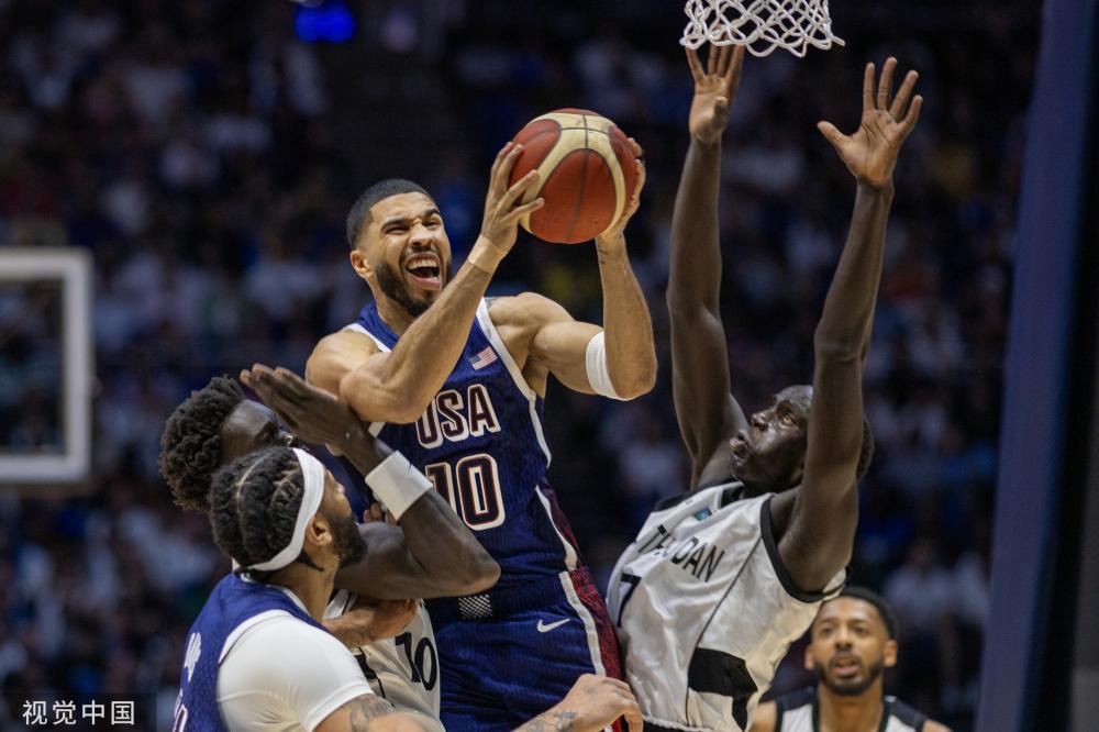 皮球意外打 皮球意外打