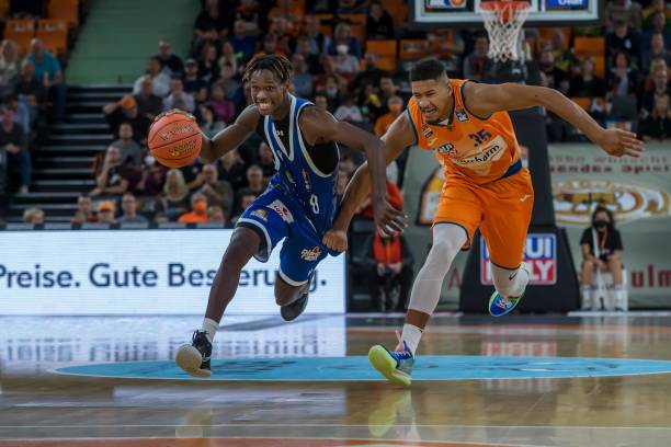 以马刺为例 以马刺为例