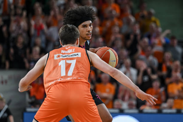 季初就敲定 季初就敲定