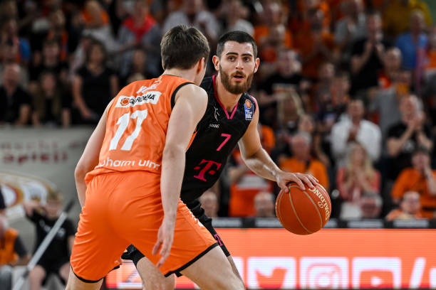 队的支持和 队的支持和